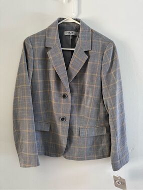 Kasper Gray Plaid Blazer with Tan Windowpane